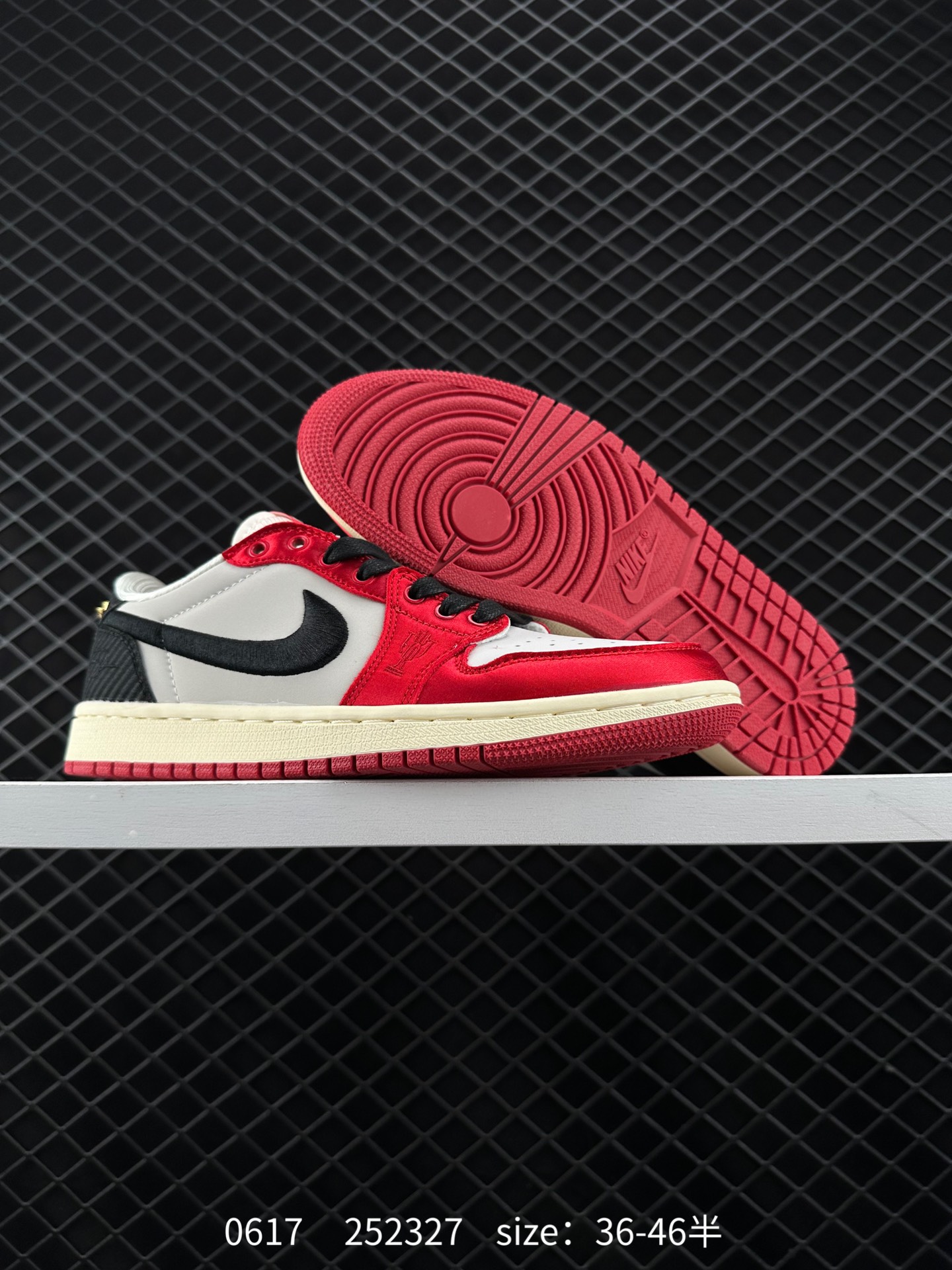 Air Jordan 1 Low AJ1